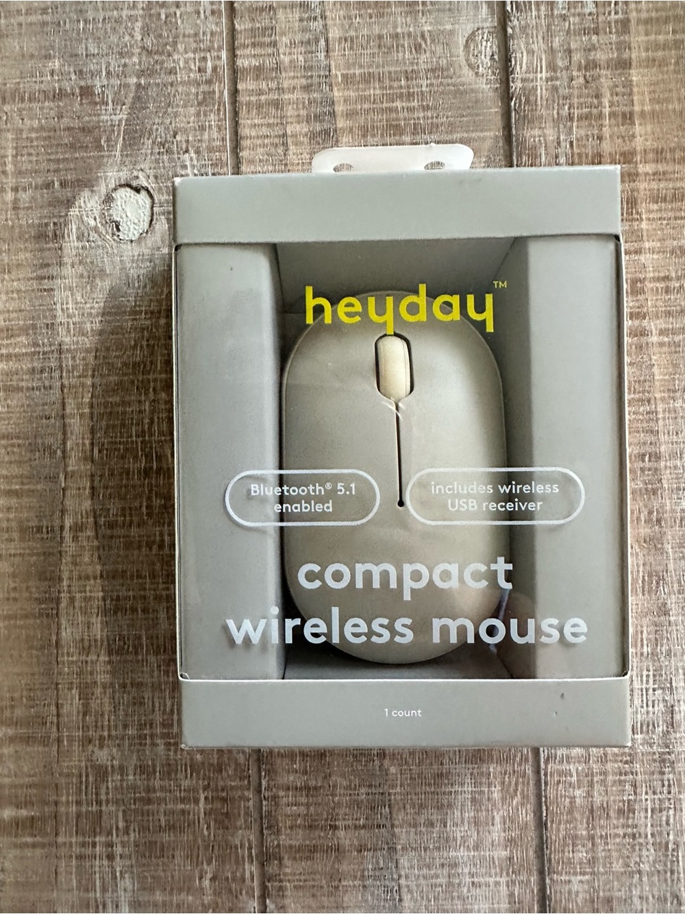 heyday Compact Wireless Mouse in Light Beige
